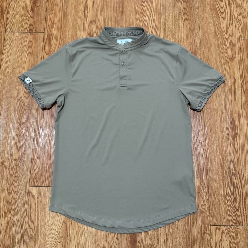 Mantra Men's Henley Shirt Medium Performance Golf Mushroom Brown
